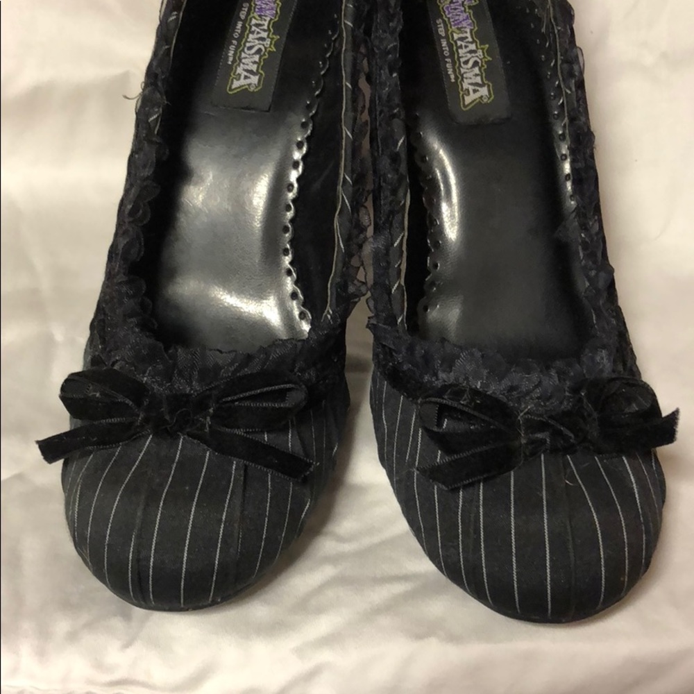 High heels - Picture 4 of 4